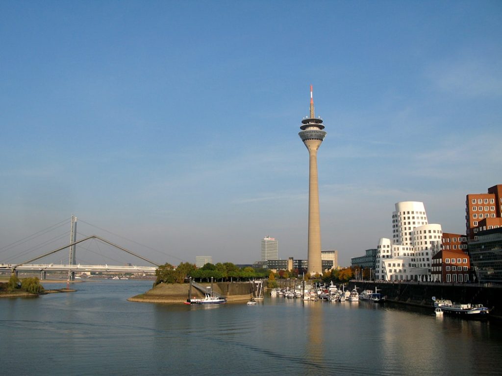 schnelle und unkomplizierte business-registrierung in düsseldorf. erhalten sie professionelle unterstützung bei der anmeldung ihres unternehmens.