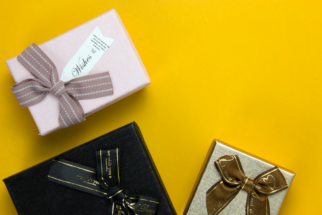 entdecken sie kreative geschenke für den chef, die überraschen und begeistern. originelle ideen für jeden anlass, um wertschätzung auf besondere weise zu zeigen.